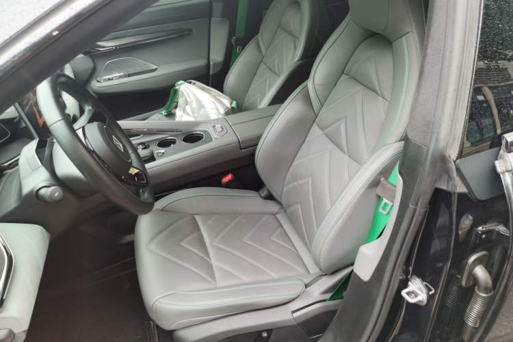 Used Zeekr 001 2023 WE Edition 100 kWh Left Front Seat