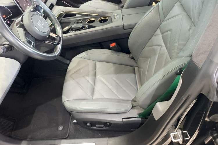 Used Zeekr 001 2023 WE Edition 100 kWh Left Front Seat
