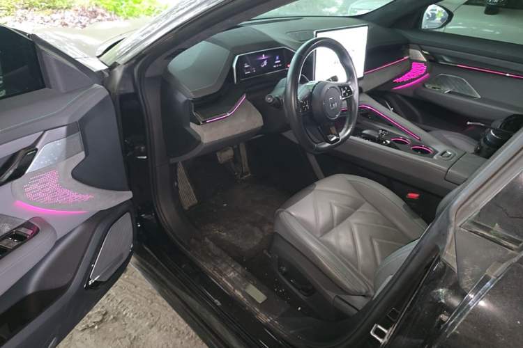 Used Zeekr 001 2023 WE Edition 86 kWh Left Front Seat