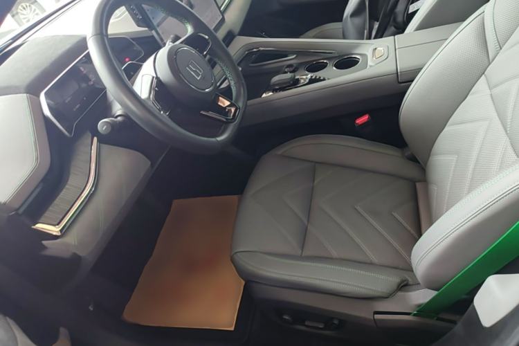 Used Zeekr 001 2023 WE Edition 86 kWh Left Front Seat