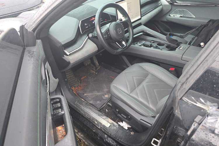 Used Zeekr 001 2023 WE Edition 100 kWh Left Front Seat