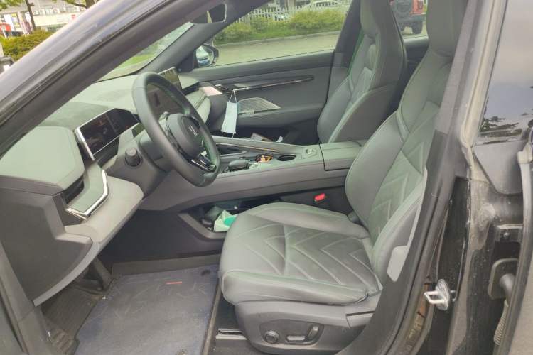 Used Zeekr 001 2023 ME Edition 100 kWh Left Front Seat