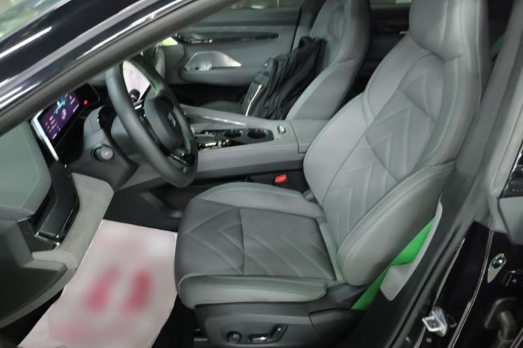 Used Zeekr 001 2023 ME Edition 100 kWh Left Front Seat