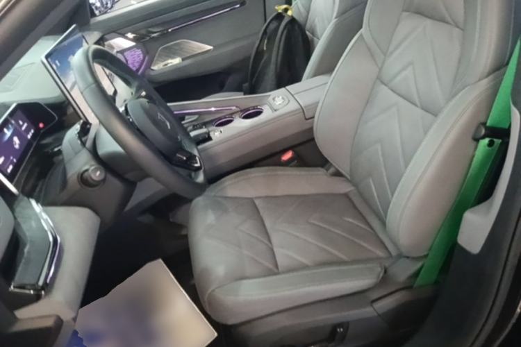 Used Zeekr 001 2023 WE Edition 100 kWh Left Front Seat
