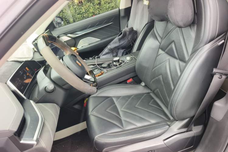 Used Zeekr 001 2023 WE Edition 100 kWh Left Front Seat