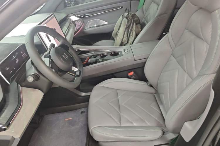 Used Zeekr 001 2023 WE Edition 100 kWh Left Front Seat