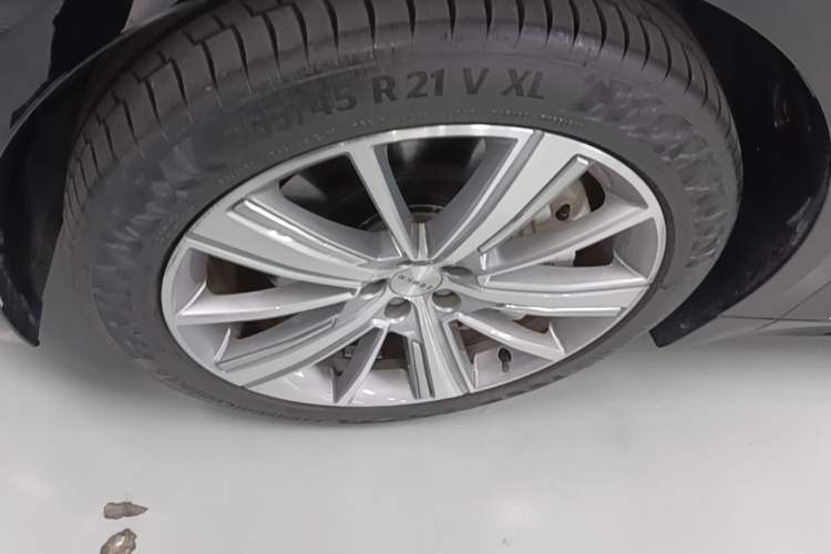 Used Zeekr 001 2023 WE Edition 86 kWh Left Front Wheel Hub