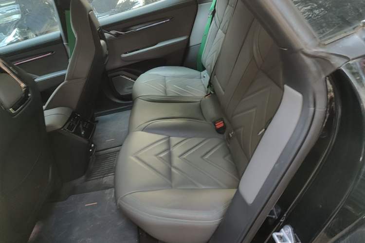 Used Zeekr 001 2023 WE Edition 100 kWh Left Rear Seat