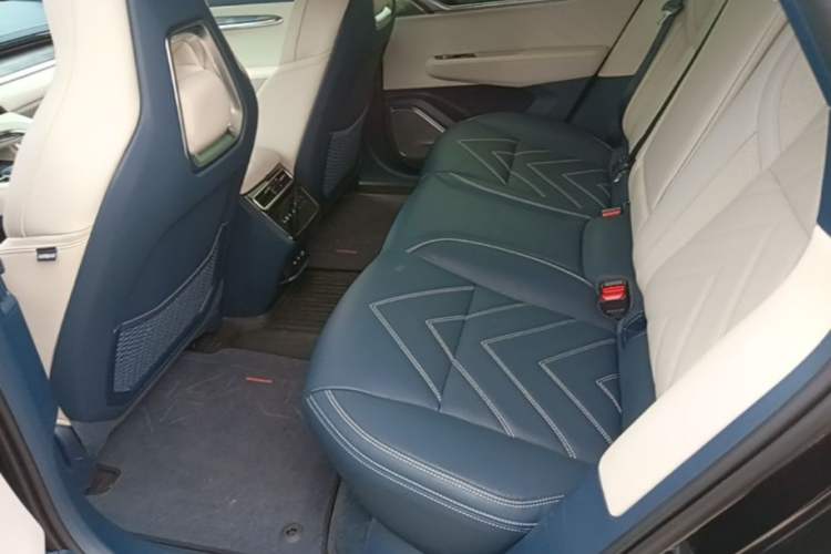 Used Zeekr 001 2023 ME Edition 100 kWh Left Rear Seat