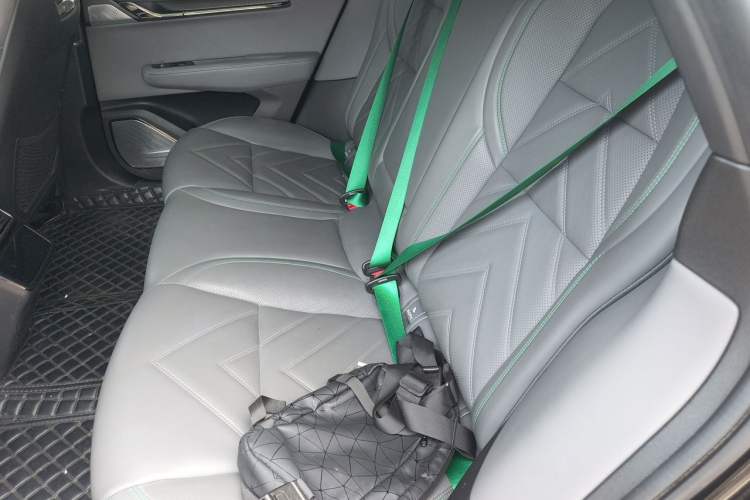Used Zeekr 001 2023 WE Edition 100 kWh Left Rear Seat