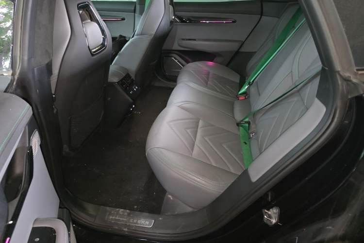 Used Zeekr 001 2023 WE Edition 86 kWh Left Rear Seat