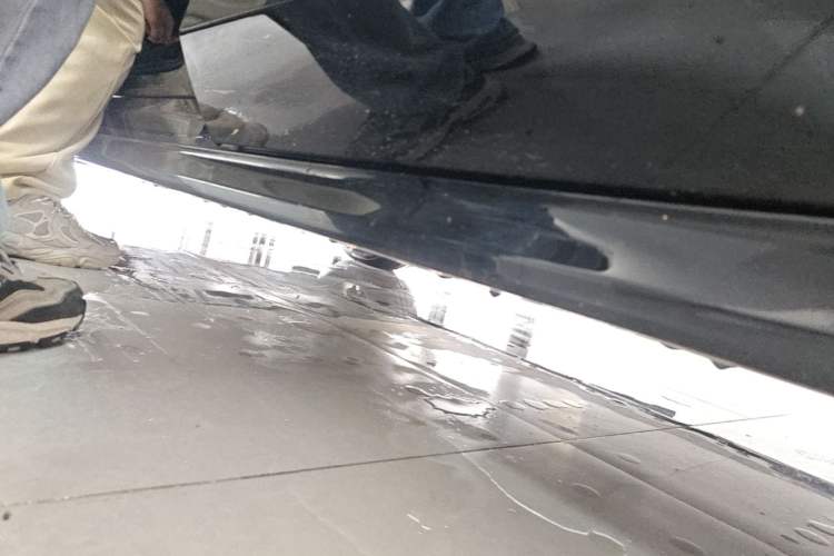 Used Zeekr 001 2023 WE Edition 100 kWh Left Side Sill