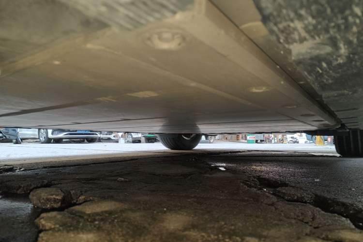 Used Zeekr 001 2023 WE Edition 100 kWh Left Side Sill