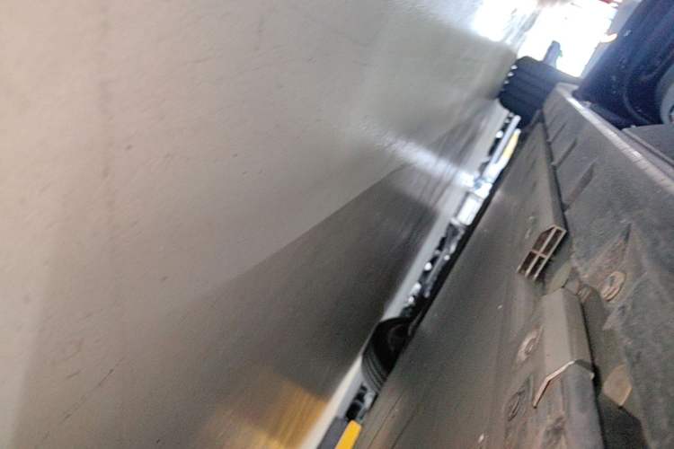 Used Zeekr 001 2023 YOU Edition 100 kWh Left Side Sill