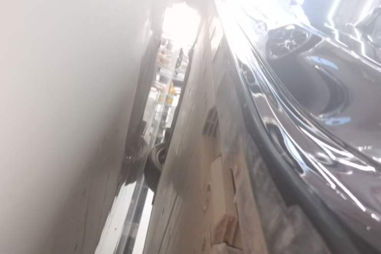 Used Zeekr 001 2023 WE Edition 100 kWh Left Side Sill