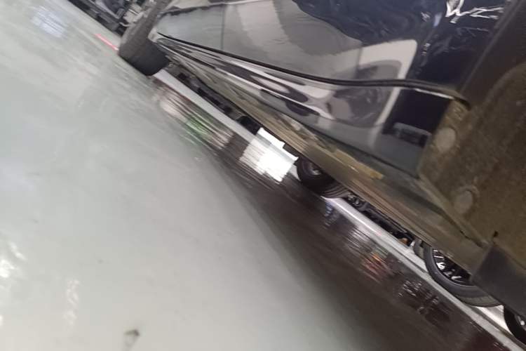 Used Zeekr 001 2023 WE Edition 86 kWh Left Side Sill