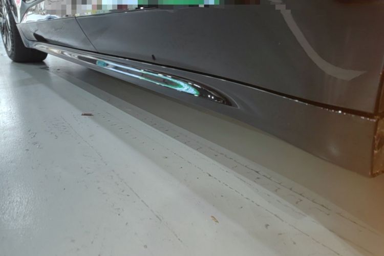 Used Zeekr 001 2023 YOU Edition 100 kWh Left Side Sill