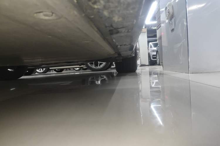 Used Zeekr 001 2023 WE Edition 100 kWh Left Side Sill