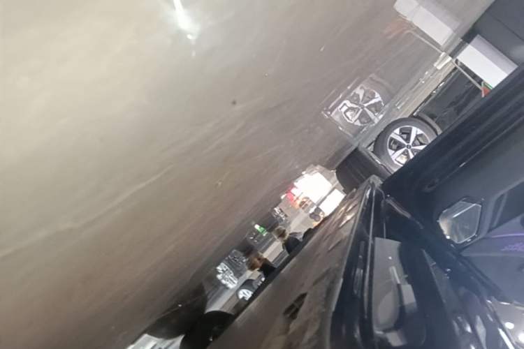 Used Zeekr 001 2023 WE Edition 100 kWh Left Side Sill