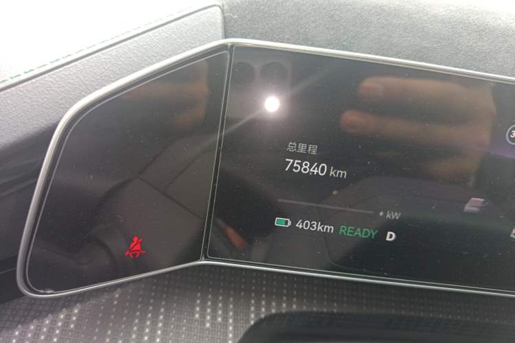 Used Zeekr 001 2023 WE Edition 86 kWh Odometer Close Up