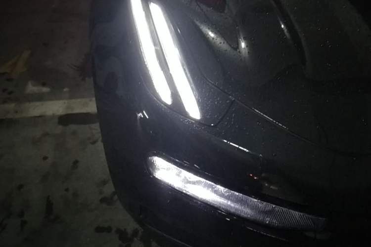 Used Zeekr 001 2023 WE Edition 100 kWh Right Front Headlight