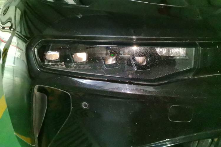 Used Zeekr 001 2023 WE Edition 86 kWh Right Front Headlight