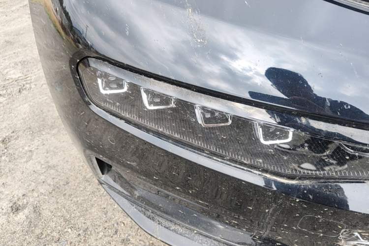 Used Zeekr 001 2023 WE Edition 100 kWh Right Front Headlight