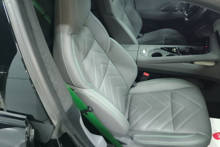 Used Zeekr 001 2023 ME Edition 100 kWh Right Front Seat