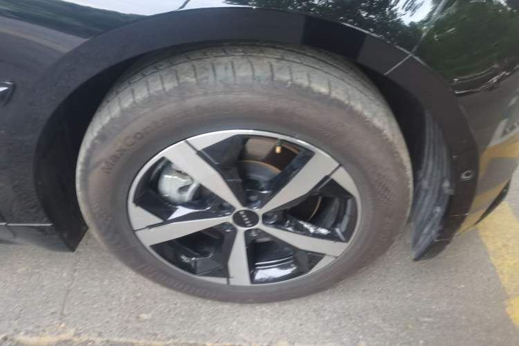 Used Zeekr 001  Right Front Wheel Hub