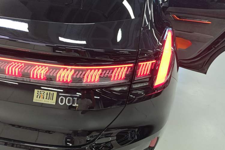 Used Zeekr 001 2023 YOU Edition 100 kWh Right Rear Taillight