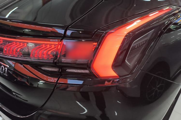 Used Zeekr 001 2023 WE Edition 100 kWh Right Rear Taillight