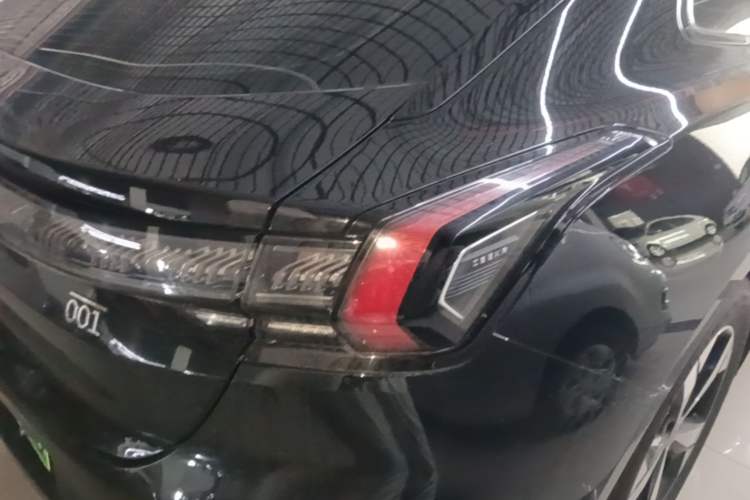 Used Zeekr 001 2023 WE Edition 100 kWh Right Rear Taillight