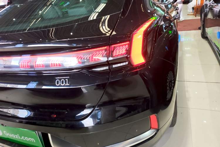 Used Zeekr 001 2023 WE Edition 100 kWh Right Rear Taillight