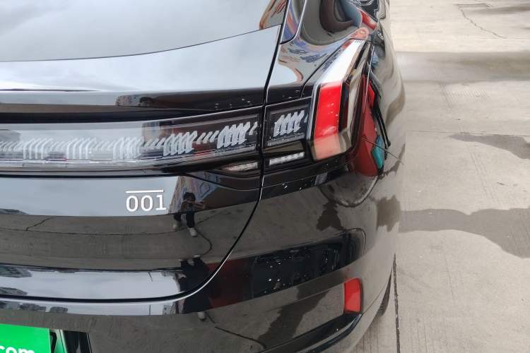 Used Zeekr 001 2023 YOU Edition 100 kWh Right Rear Taillight