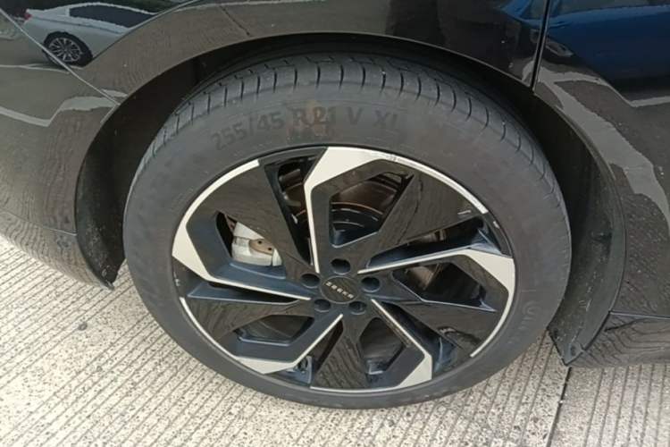 Used Zeekr 001 2023 ME Edition 100 kWh Right Rear Wheel Hub