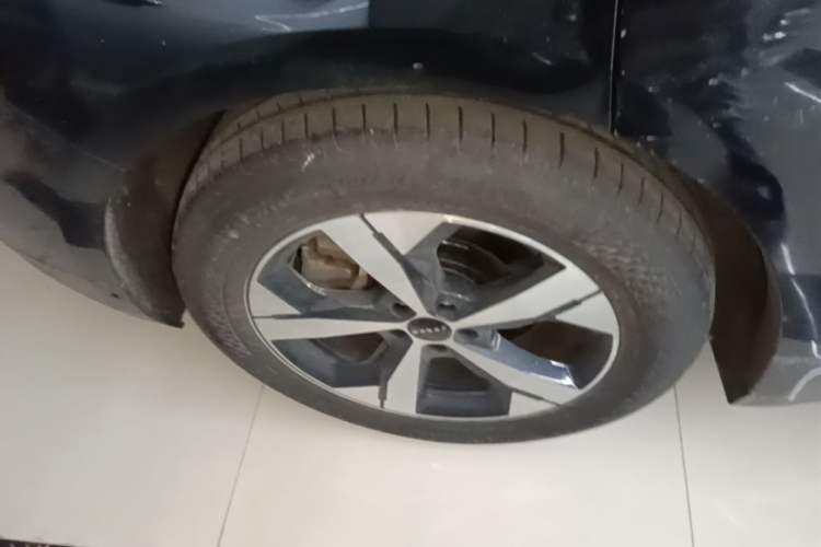 Used Zeekr 001 2023 WE Edition 100 kWh Right Rear Wheel Hub