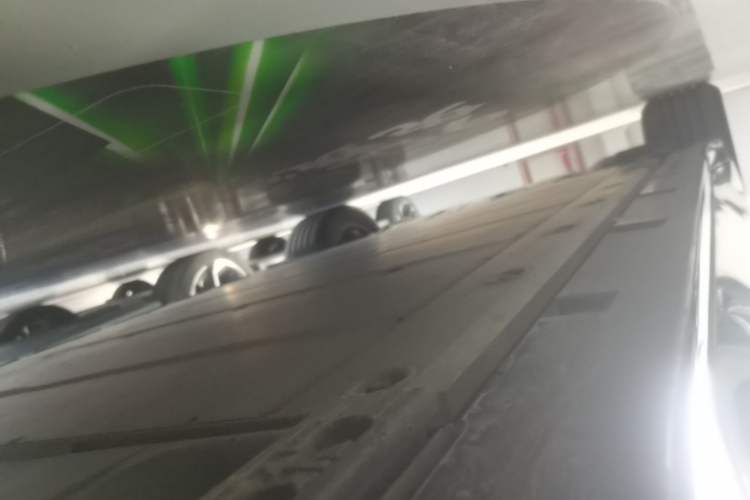 Used Zeekr 001 2023 WE Edition 100 kWh Right Side Sill