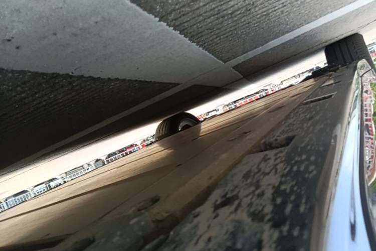 Used Zeekr 001 2023 ME Edition 100 kWh Right Side Sill