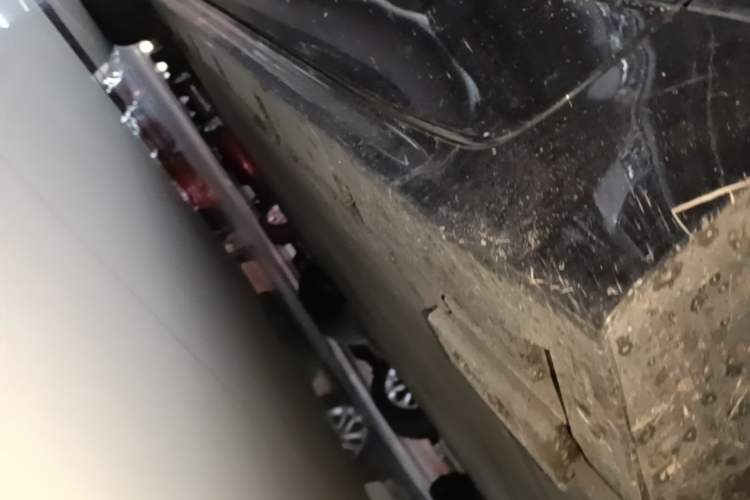 Used Zeekr 001 2023 WE Edition 100 kWh Right Side Sill