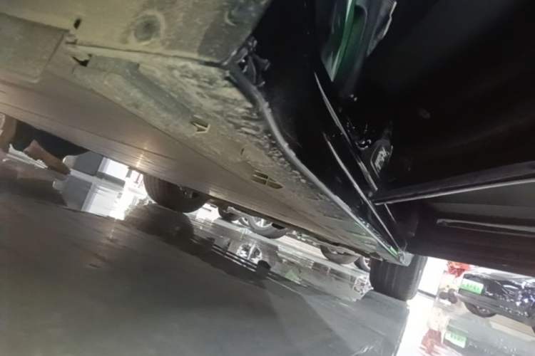 Used Zeekr 001 2023 WE Edition 100 kWh Right Side Sill
