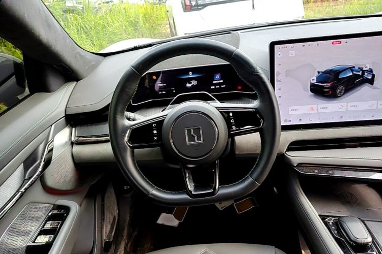 Used Zeekr 001 2023 WE Edition 100 kWh Steering Wheel