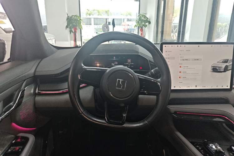 Used Zeekr 001 2023 WE Edition 100 kWh Steering Wheel