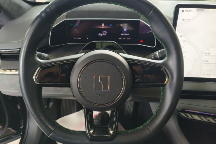 Used Zeekr 001 2023 WE Edition 86 kWh Steering Wheel