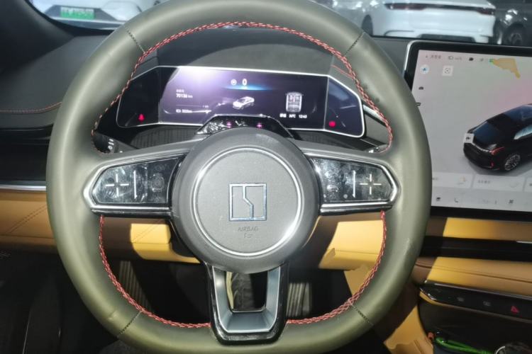 Used Zeekr 001 2023 WE Edition 100 kWh Steering Wheel