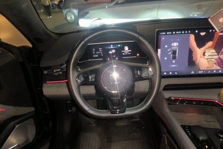 Used Zeekr 001 2023 ME Edition 100 kWh Steering Wheel