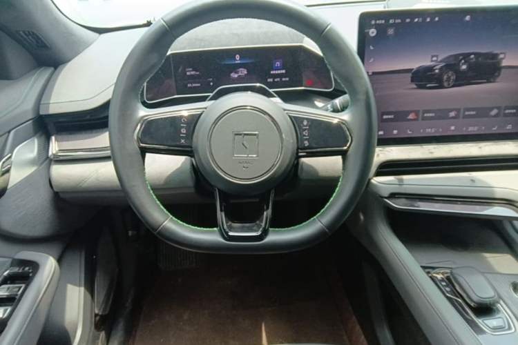 Used Zeekr 001 2023 WE Edition 86 kWh Steering Wheel