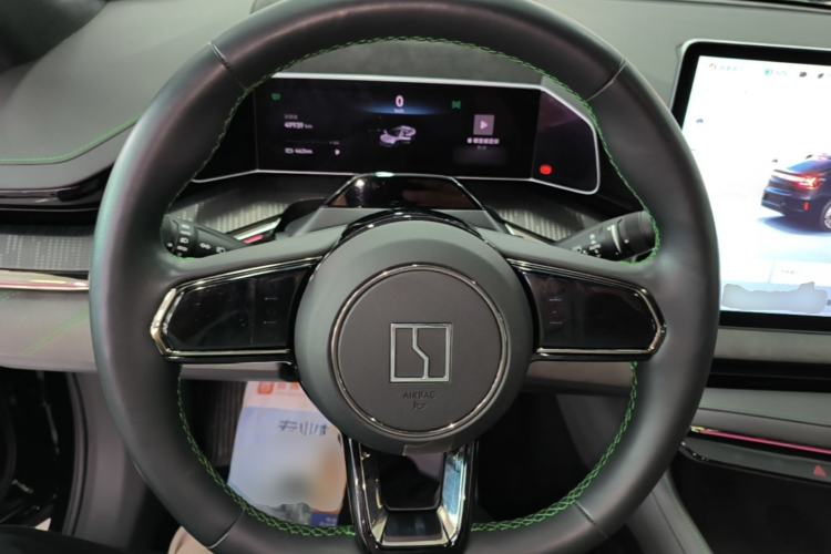 Used Zeekr 001 2023 WE Edition 100 kWh Steering Wheel