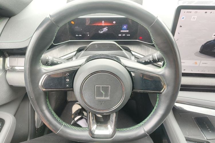 Used Zeekr 001 2023 WE Edition 100 kWh Steering Wheel