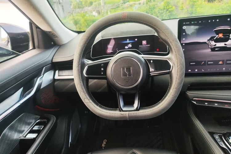 Used Zeekr 001 2023 YOU Edition 100 kWh Steering Wheel