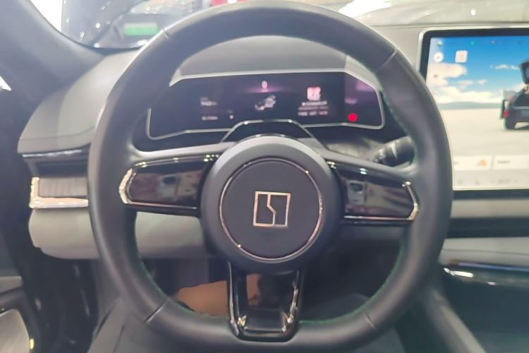 Used Zeekr 001 2023 WE Edition 100 kWh Steering Wheel